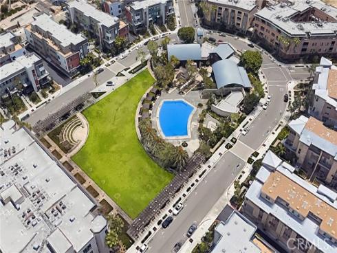 87  Waldorf  , Irvine, CA