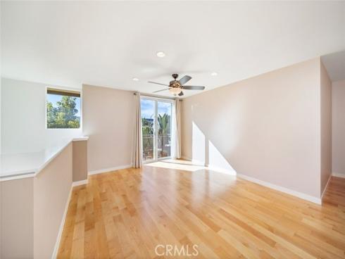 87  Waldorf  , Irvine, CA