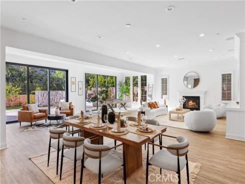 111  great oak  , Irvine, CA