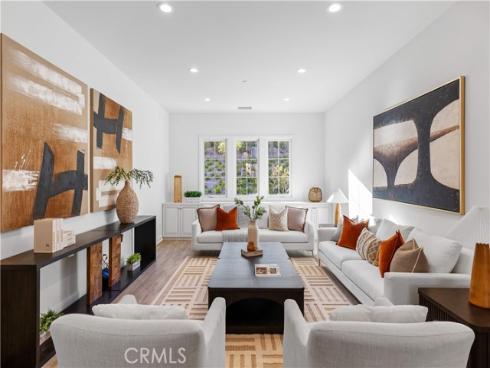 111  great oak  , Irvine, CA