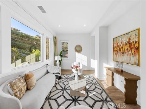 111  great oak  , Irvine, CA