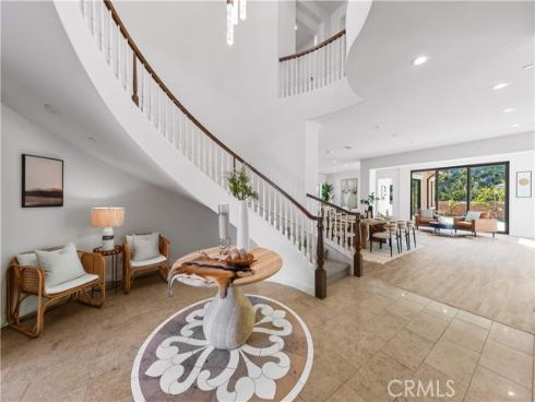 111  great oak  , Irvine, CA