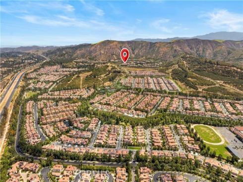 111  great oak  , Irvine, CA