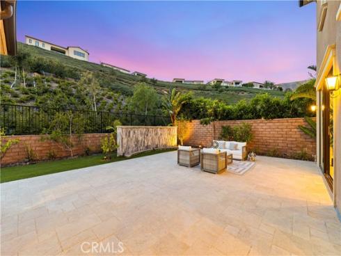 111  great oak  , Irvine, CA