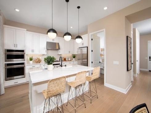 194  Carmine  , Irvine, CA