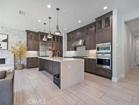 52  Pedigree  , Irvine, CA