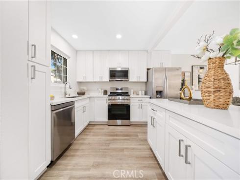 49  Thicket  36 , Irvine, CA