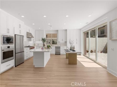 168  Somera  , Irvine, CA