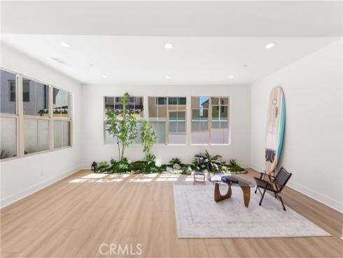 168  Somera  , Irvine, CA