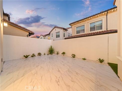 168  Somera  , Irvine, CA