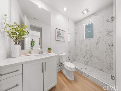 168  Somera  , Irvine, CA