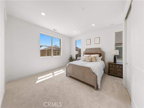 168  Somera  , Irvine, CA