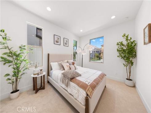 168  Somera  , Irvine, CA