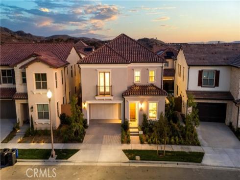 168  Somera  , Irvine, CA