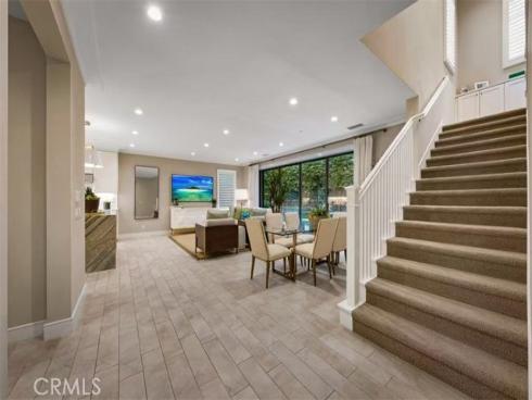 166  Villa Ridge  , Irvine, CA