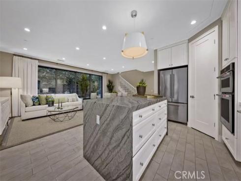 166  Villa Ridge  , Irvine, CA