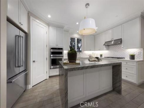 166  Villa Ridge  , Irvine, CA