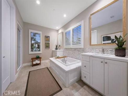 166  Villa Ridge  , Irvine, CA