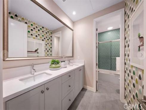 166  Villa Ridge  , Irvine, CA