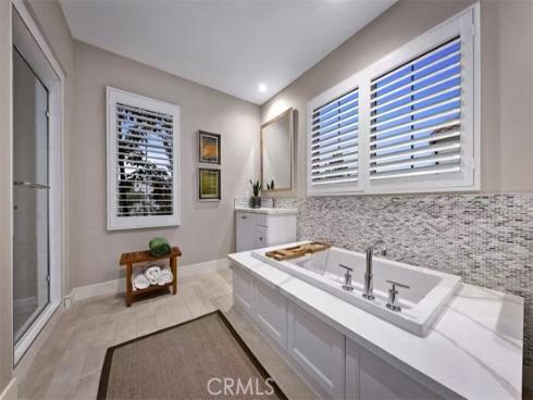 166  Villa Ridge  , Irvine, CA