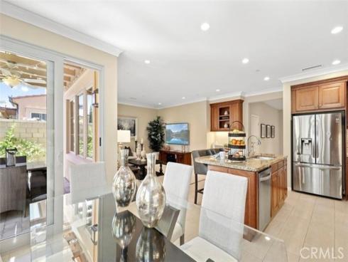 83  Bianco  , Irvine, CA