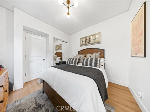 89  Kestrel  , Irvine, CA