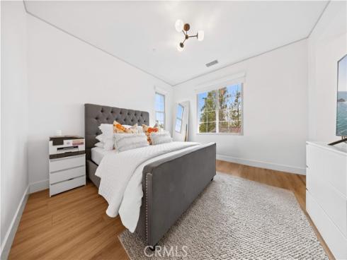 89  Kestrel  , Irvine, CA