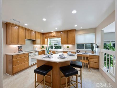 19  Ninos  , Irvine, CA