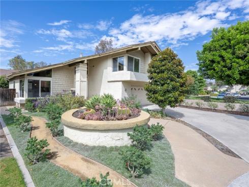 19  Ninos  , Irvine, CA