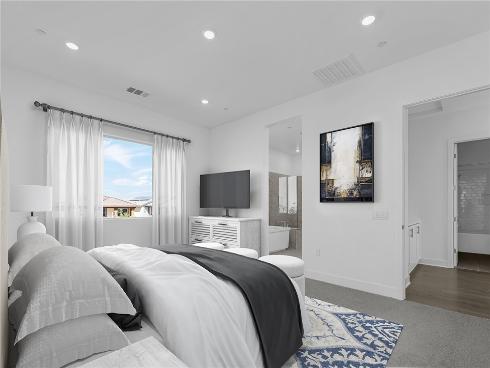 110  Pansy  , Irvine, CA