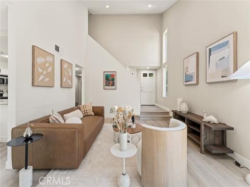 29  Stanford  93  Court, Irvine, CA