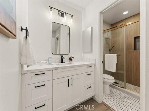 29  Stanford  93  Court, Irvine, CA