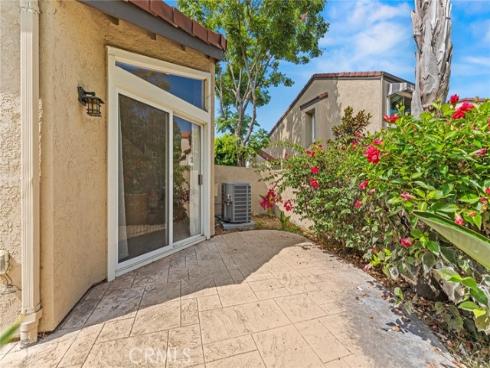 29  Stanford  93  Court, Irvine, CA