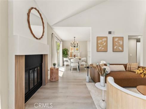 29  Stanford  93  Court, Irvine, CA