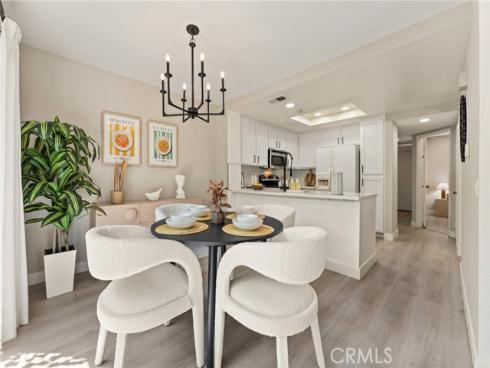 29  Stanford  93  Court, Irvine, CA