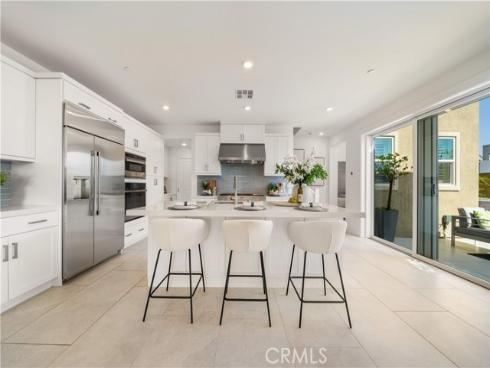 306  Treble  , Irvine, CA