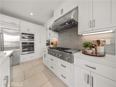 306  Treble  , Irvine, CA