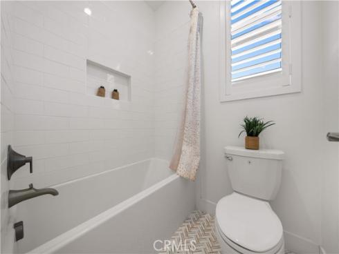 306  Treble  , Irvine, CA