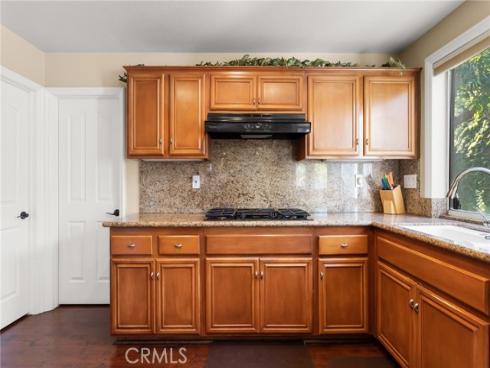 16 Arizona , Irvine, CA