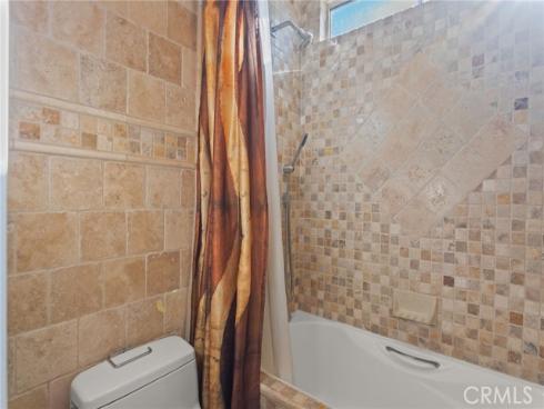 16 Arizona , Irvine, CA