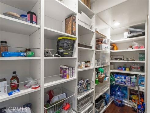 16 Arizona , Irvine, CA