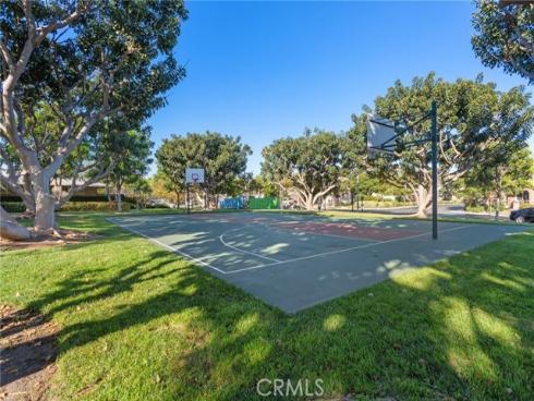 16 Arizona , Irvine, CA