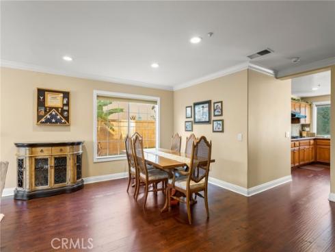 16 Arizona , Irvine, CA