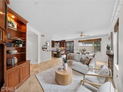 48  Parkcrest  , Irvine, CA