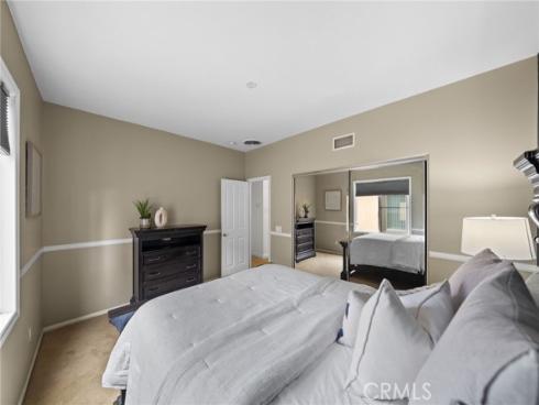 48  Parkcrest  , Irvine, CA