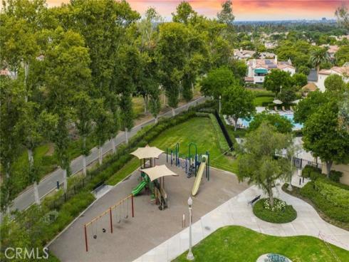 48  Parkcrest  , Irvine, CA