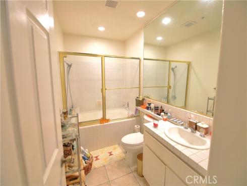 2233  Martin  119 , Irvine, CA