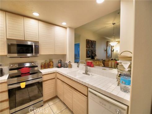 2233  Martin  119 , Irvine, CA