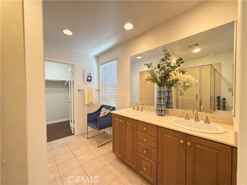 81  Keepsake  , Irvine, CA