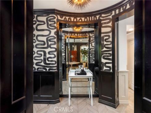 8  Upland  , Irvine, CA